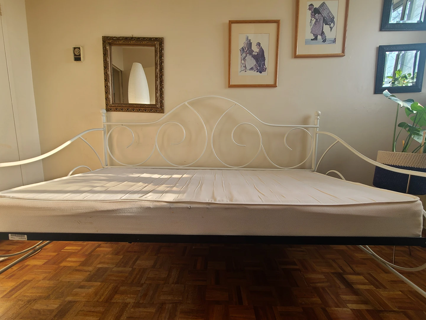 Daybed with matress