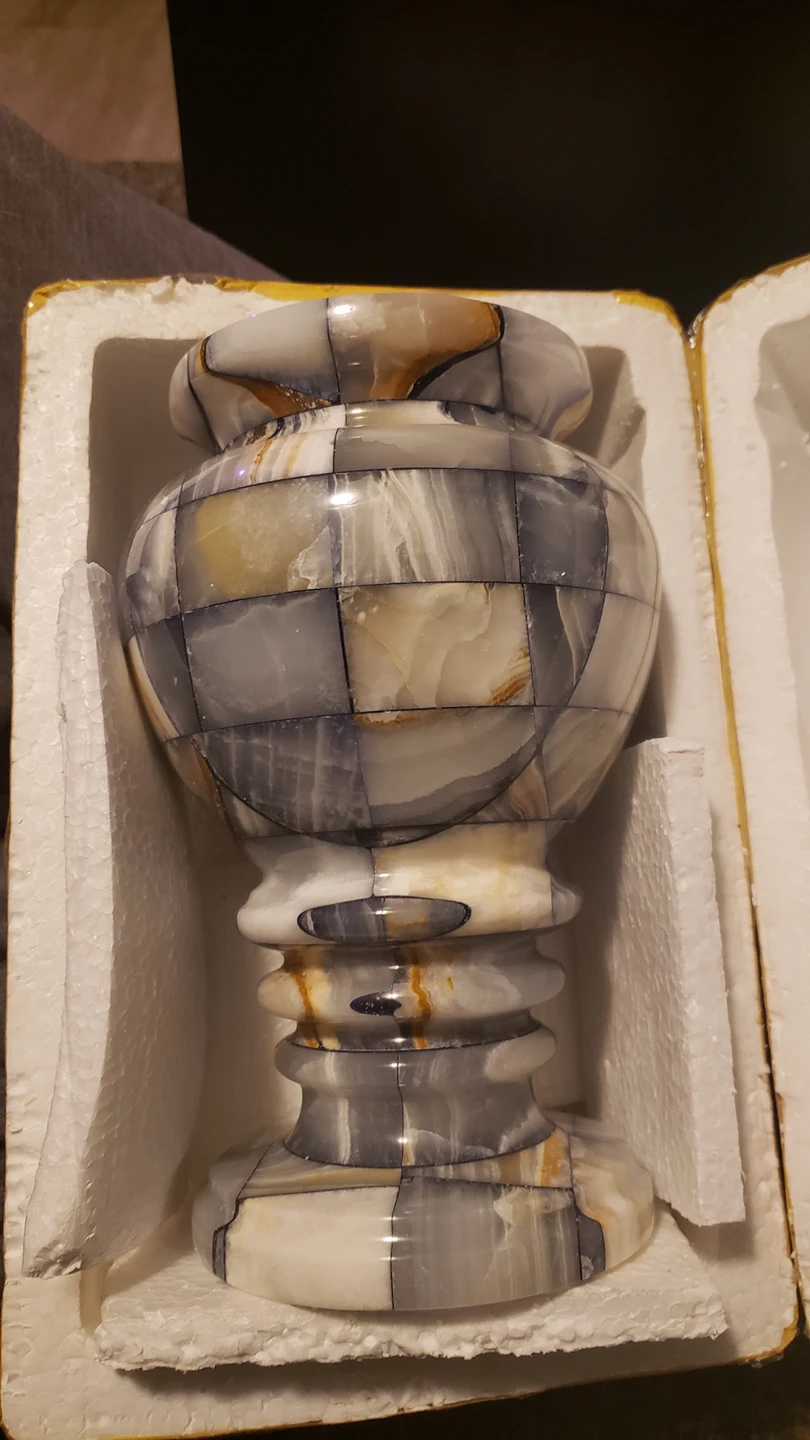 Assorted Onyx/Agate/Marble decorative pieces image indicator(9)