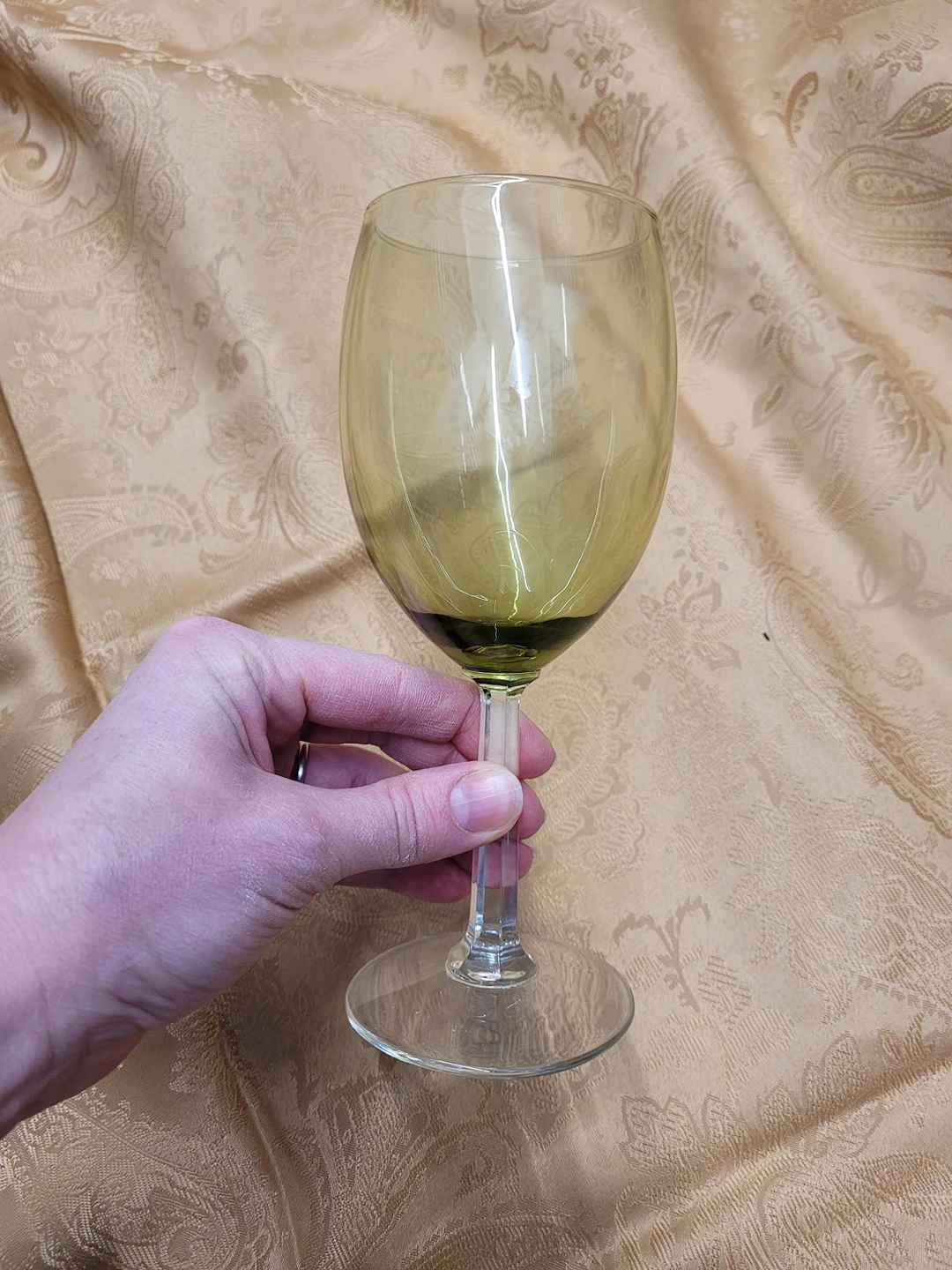 Set of 4 Vintage Green Wine Glasses thumbnail