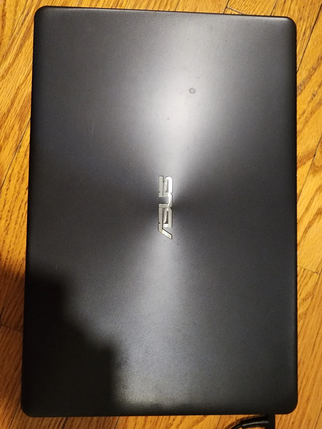 Asus laptop x510Q