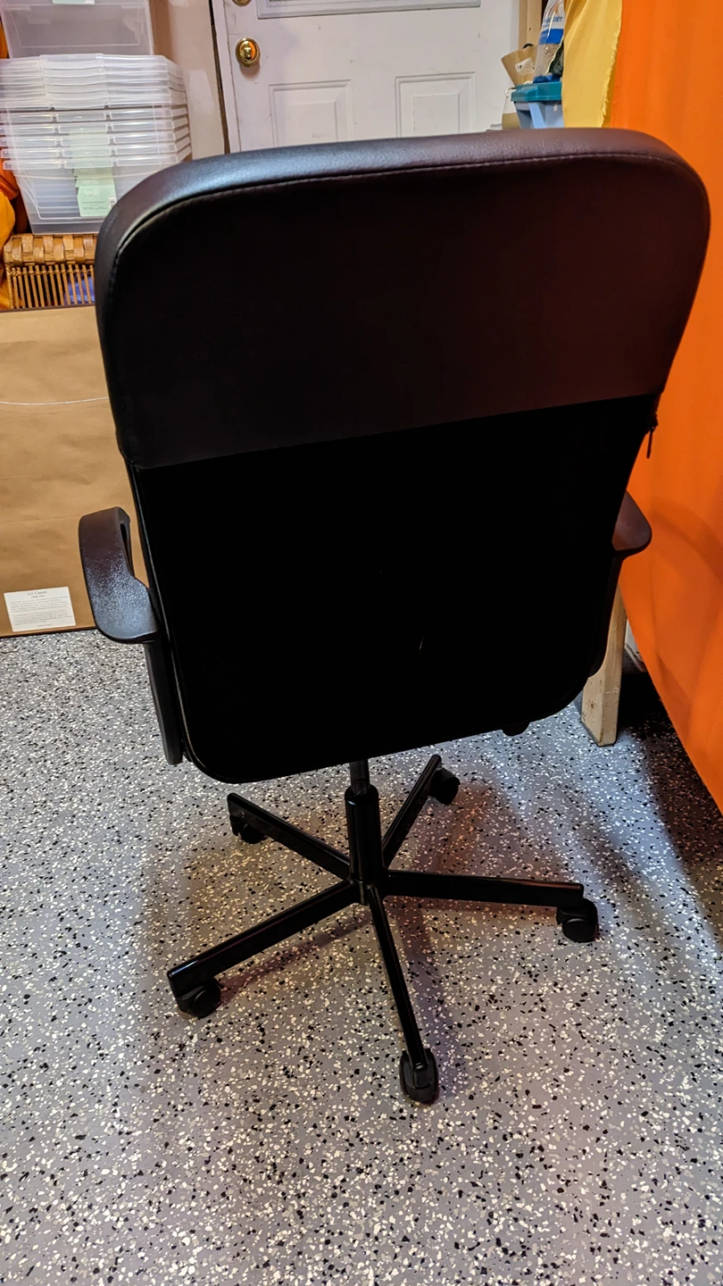 Office Chair on wheels - photo 2