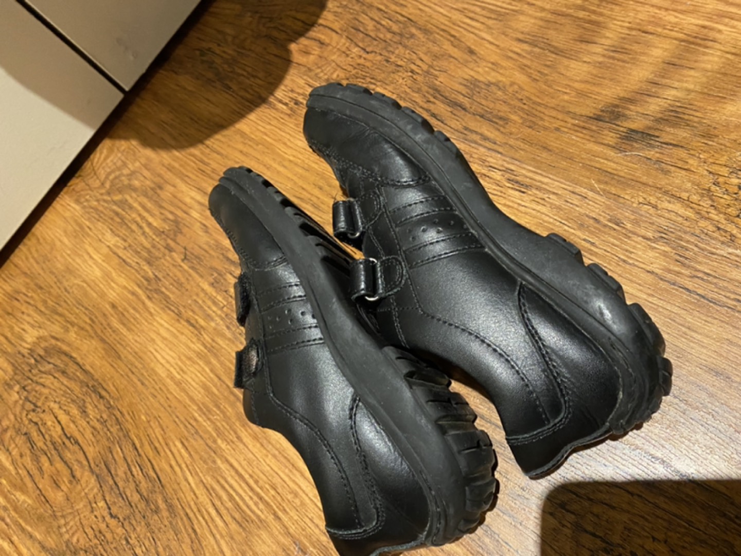 Boys Black Kenneth Cole Reaction shoes size 3 image indicator(3)