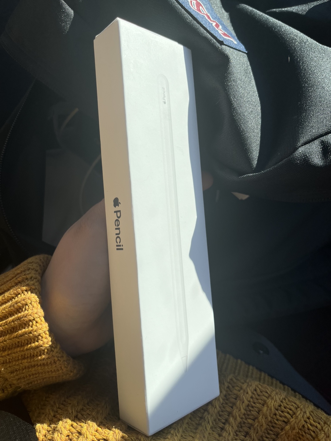 IPad Air 5th Gen 64GB Blue with Pencil & Grey Keyboard Case - photo 4