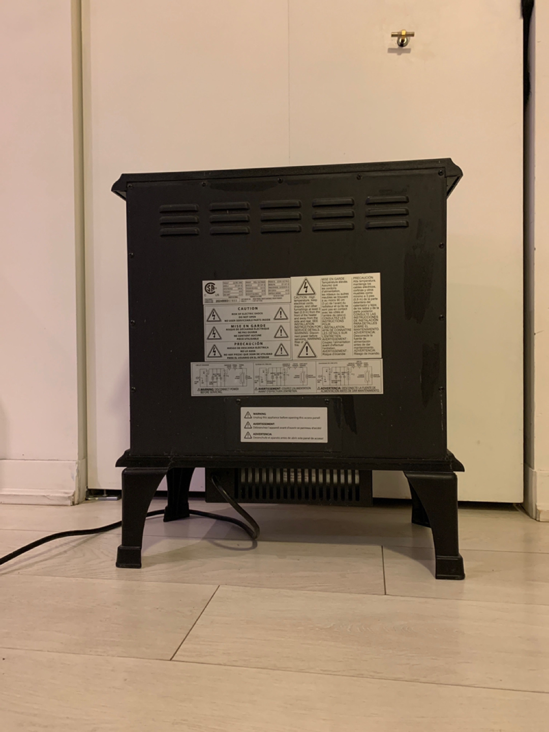 Indoor/Outdoor Portable Fireplace Space Heater image indicator(5)