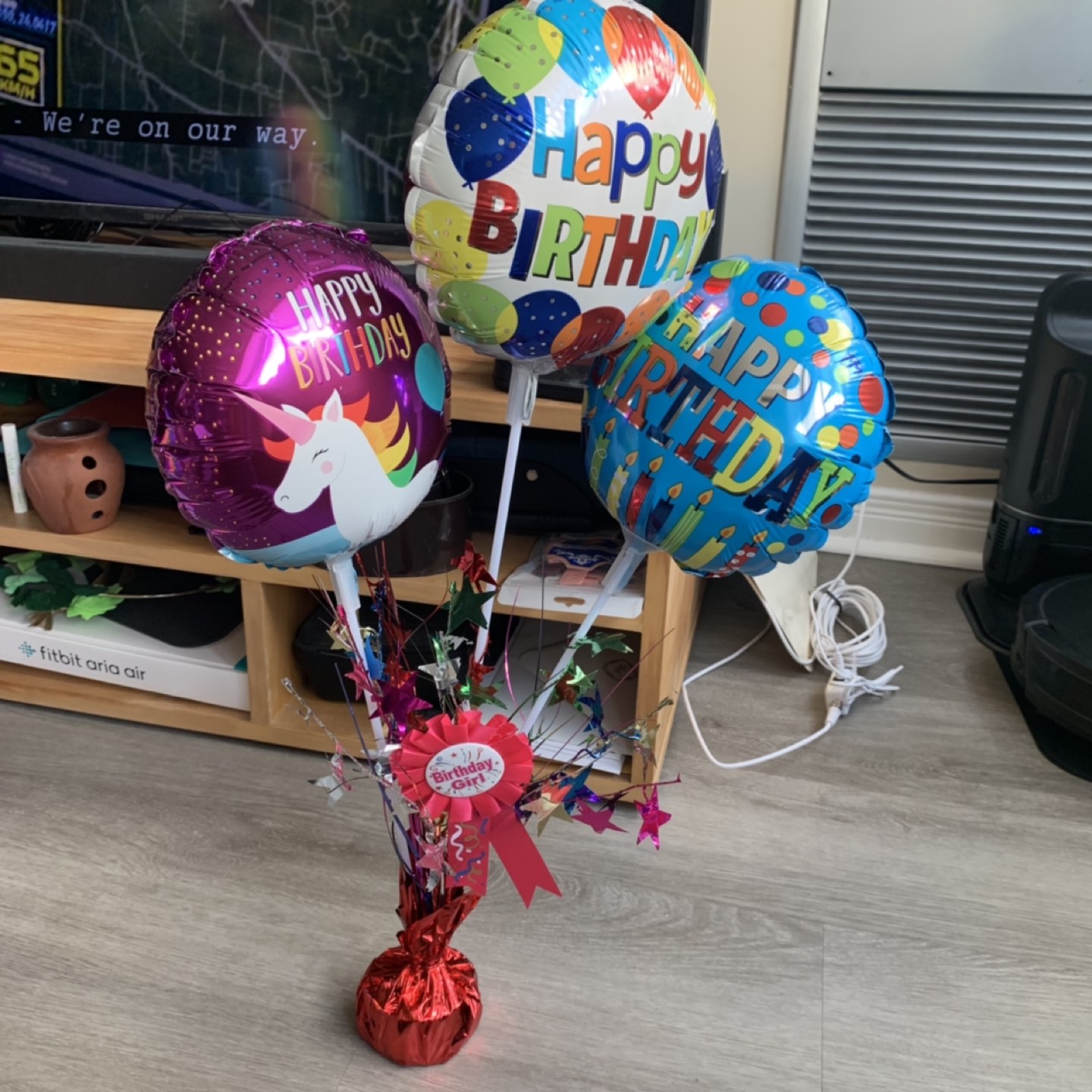 Birthday balloons and tag image indicator(3)