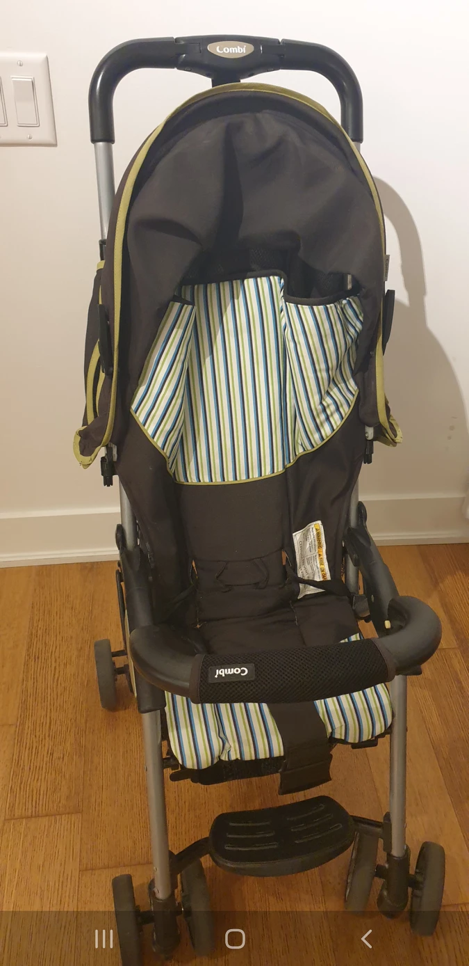Combi umbrella stroller ⚽️
