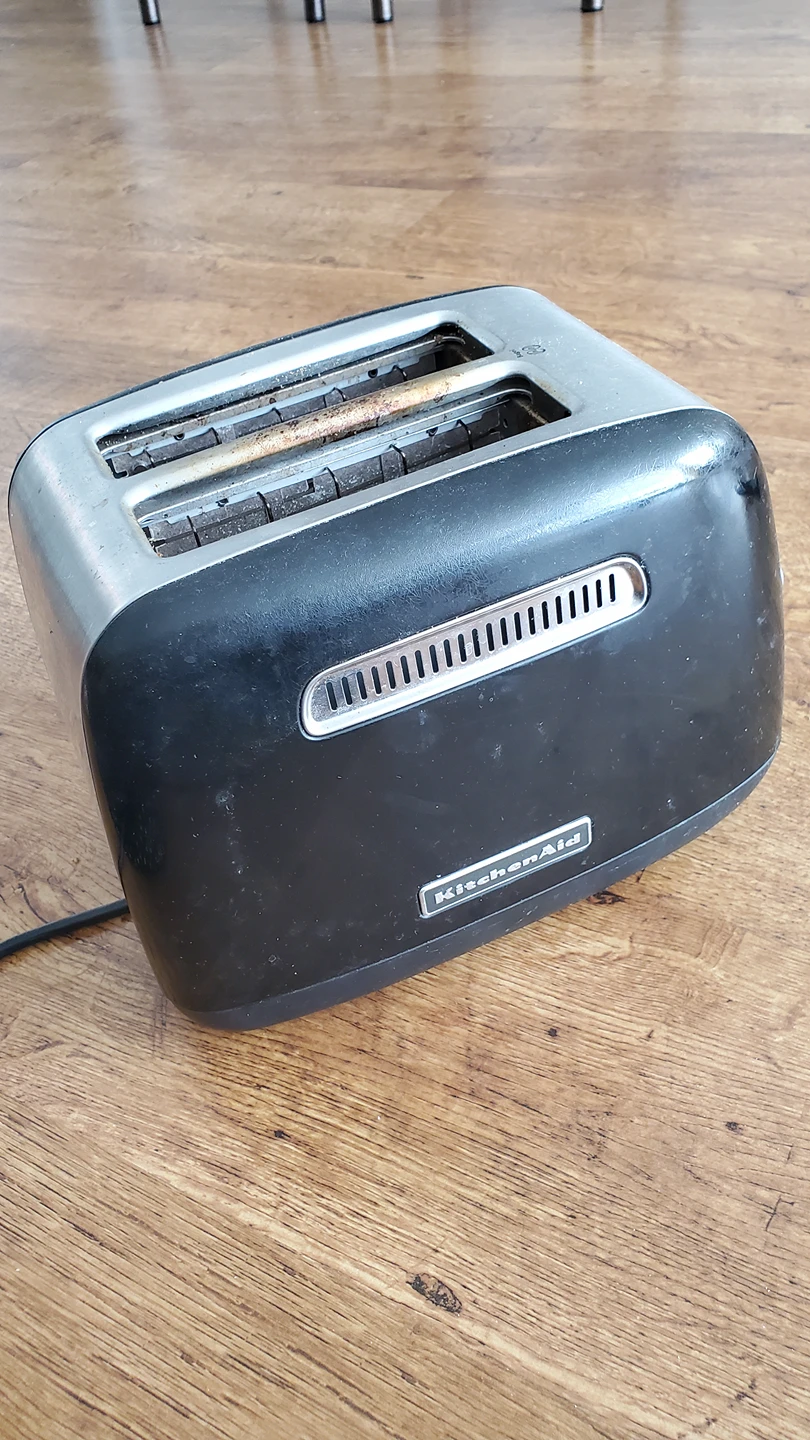 Free Toaster #freecycle thumbnail