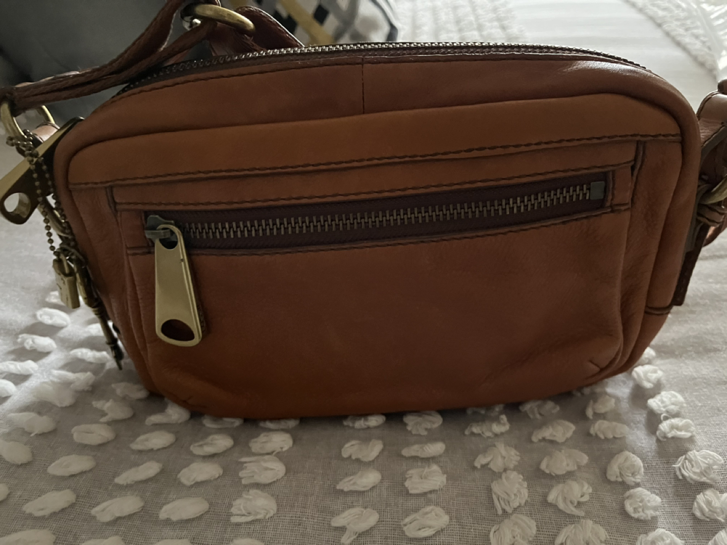 Ladies Fossil Tan Crossbody Purse