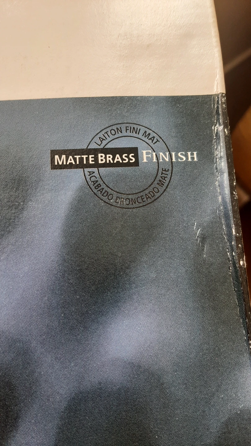 Umbra shelf with towel bar image indicator(3)