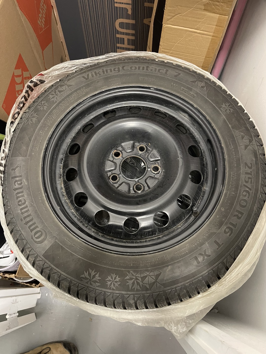 Continental winter snow tires x4 with rims 215 60 16 image indicator(3)