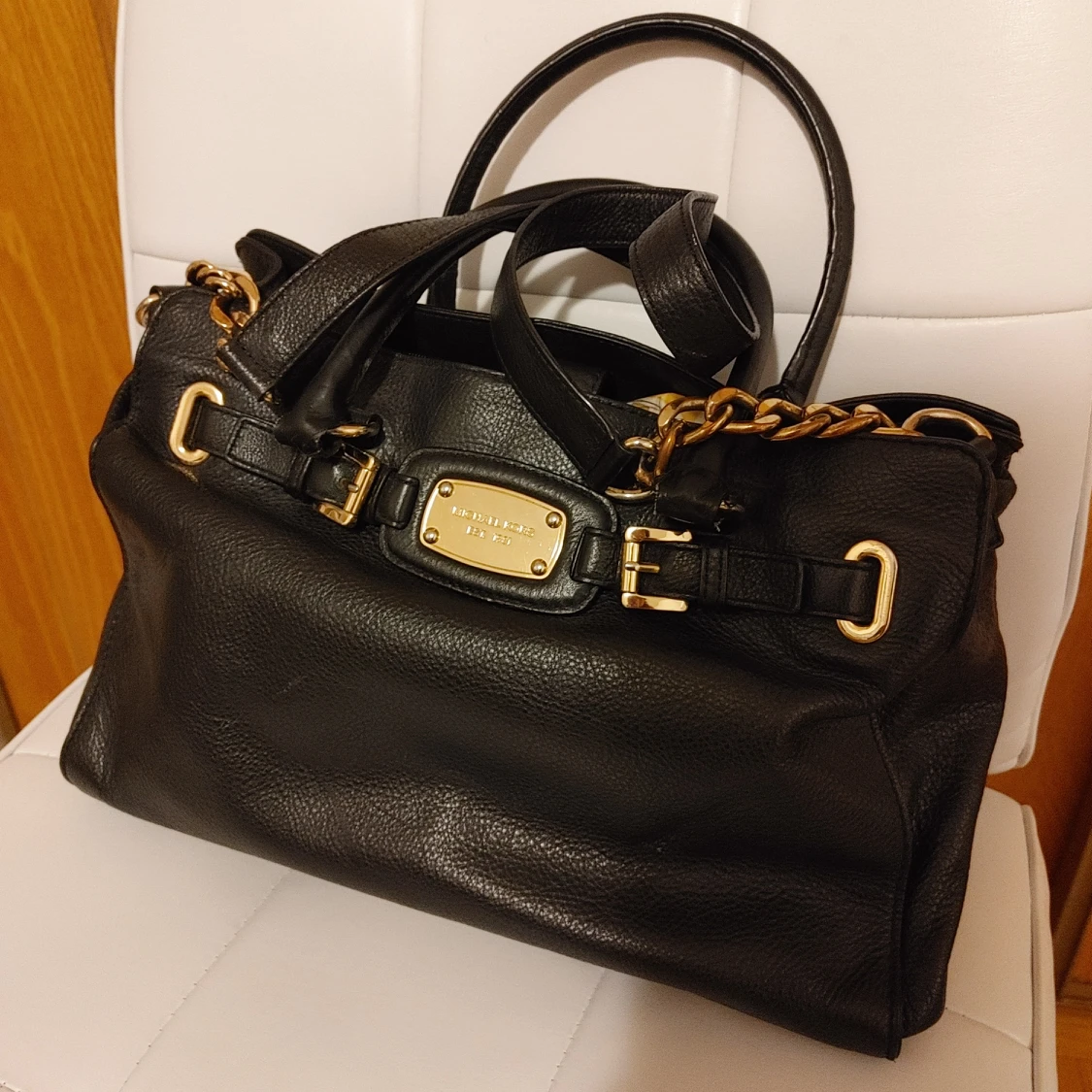 Michael Kors Hamilton Tote | Leather Bag thumbnail