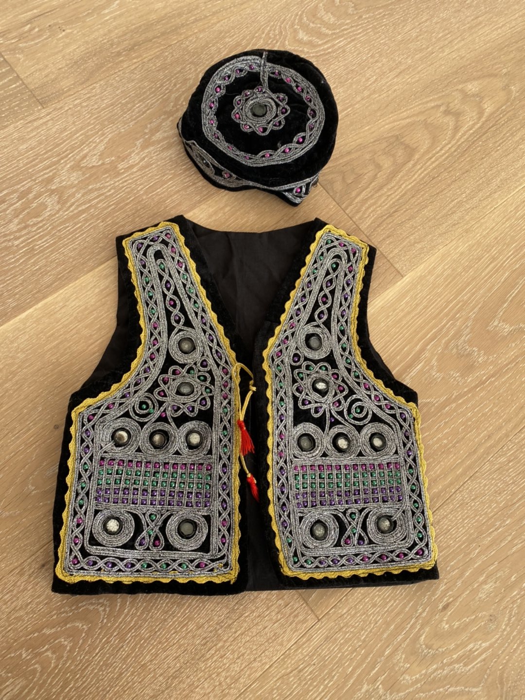 Kids Traditional costumes # freecycle thumbnail