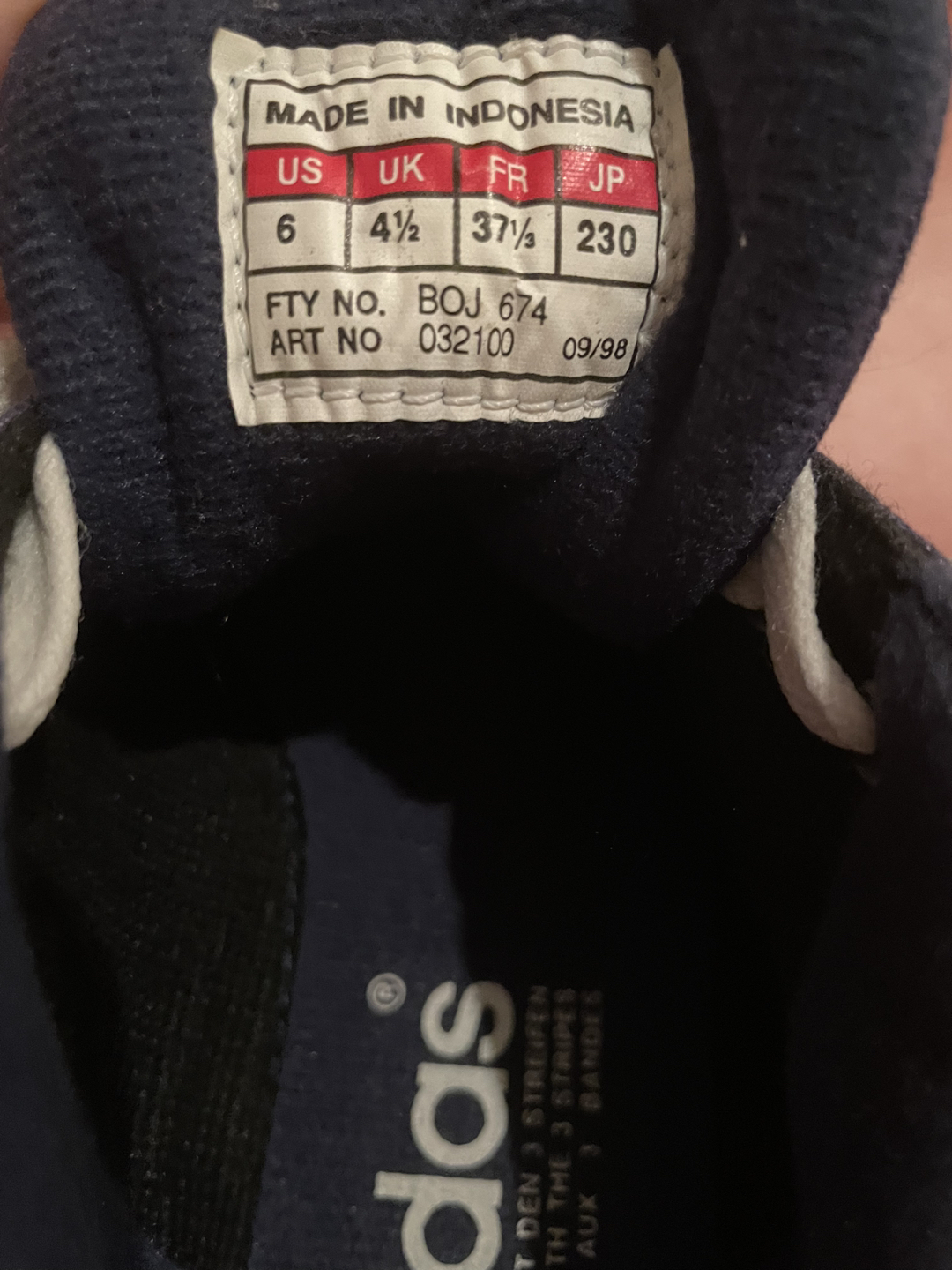 Adidas Sneakers NEVER USED! - photo 5