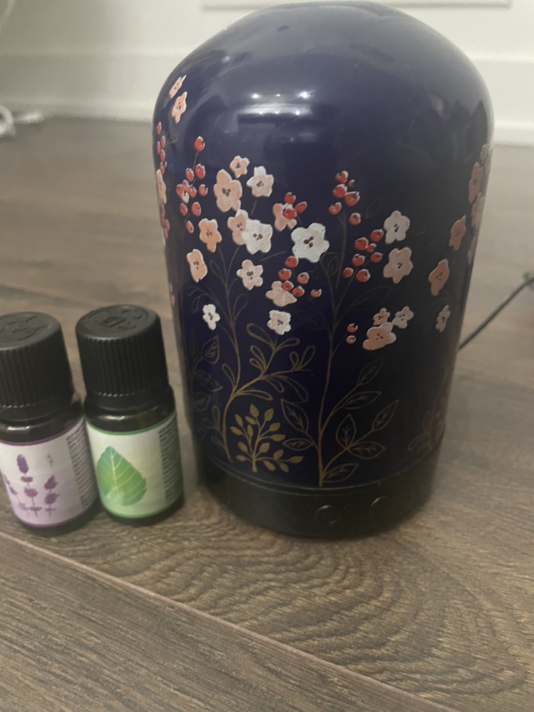 Diffuser with 2 oils thumbnail