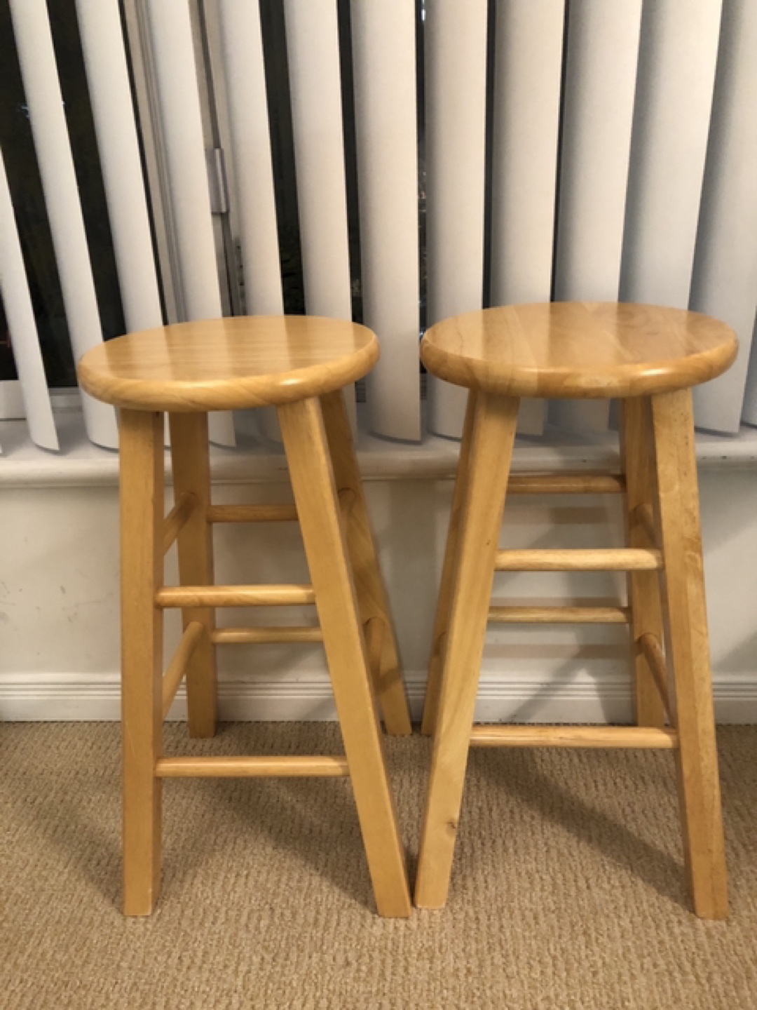 Wood stool