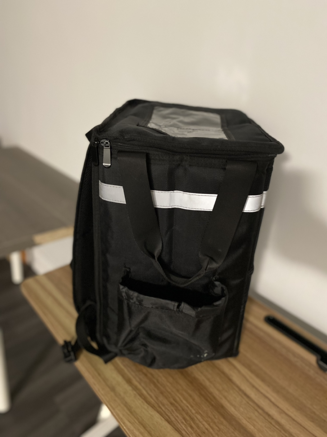 Uber Eats bag Downtown - photo 4