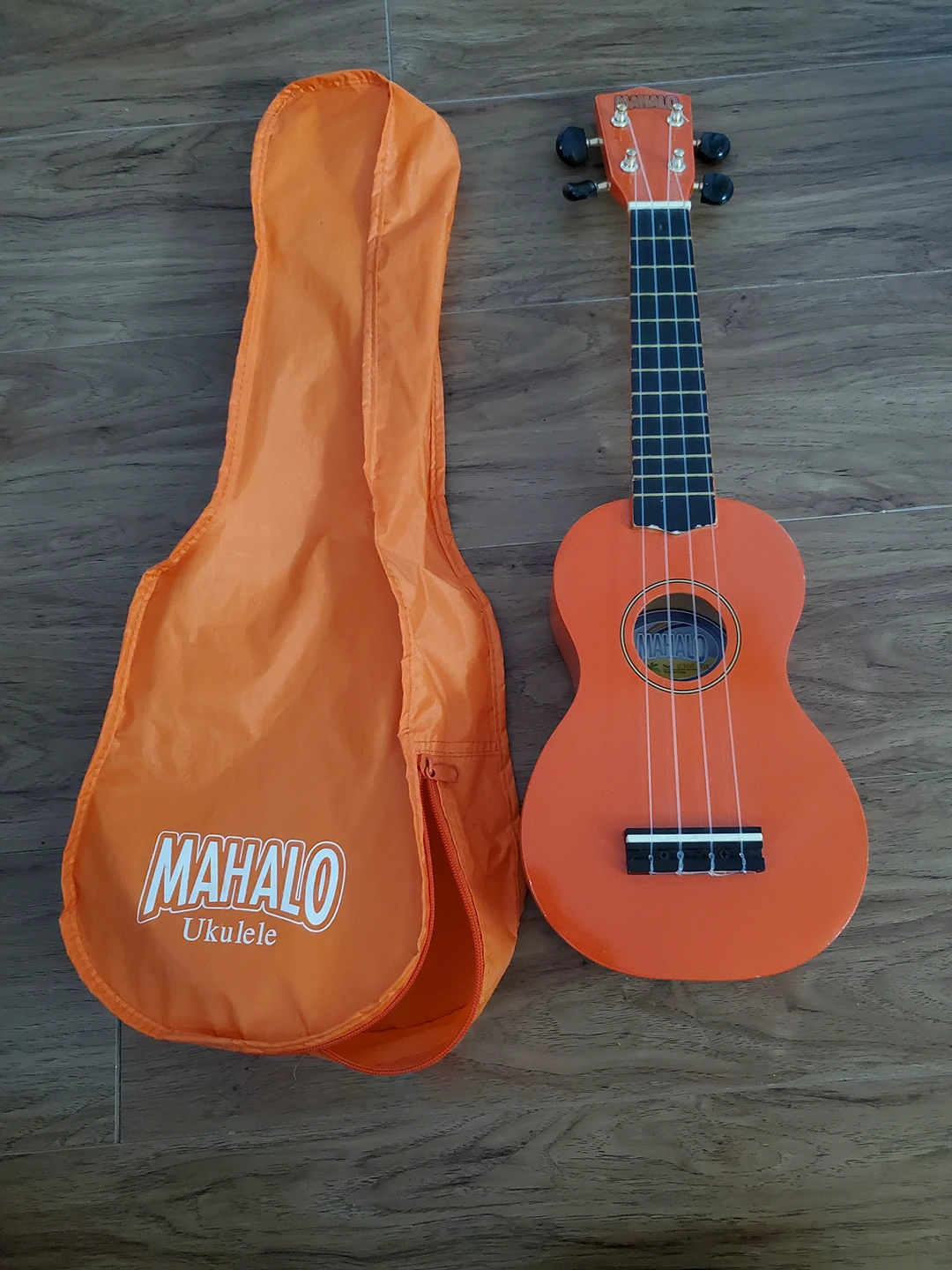 Mahalo ukulele - photo 2