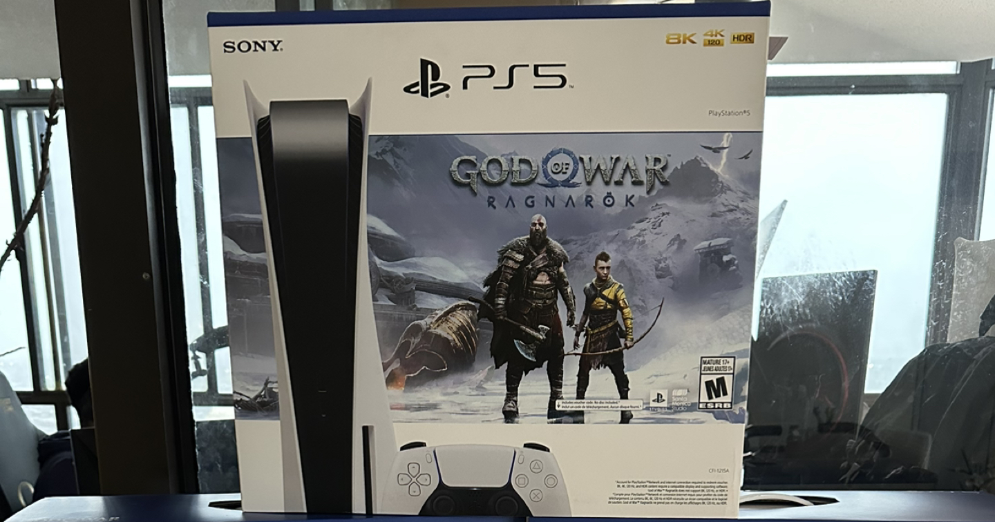 Brand New PS5 GOW with One Controller
