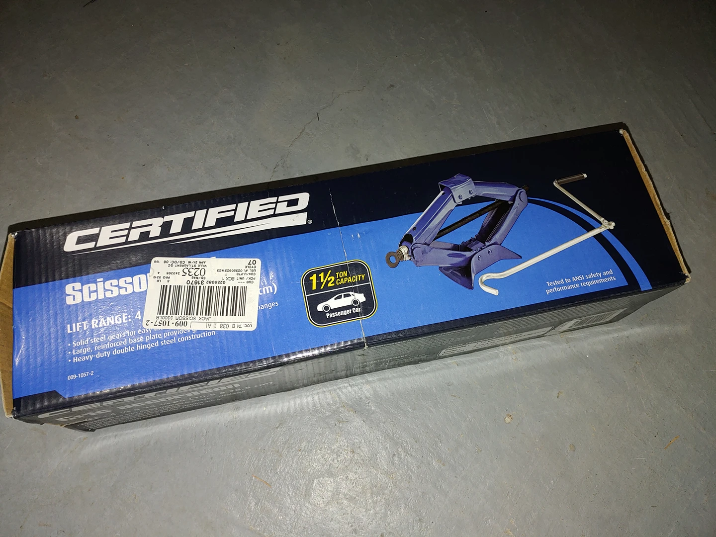 Brand new vehicle Certified Scissor Jack thumbnail