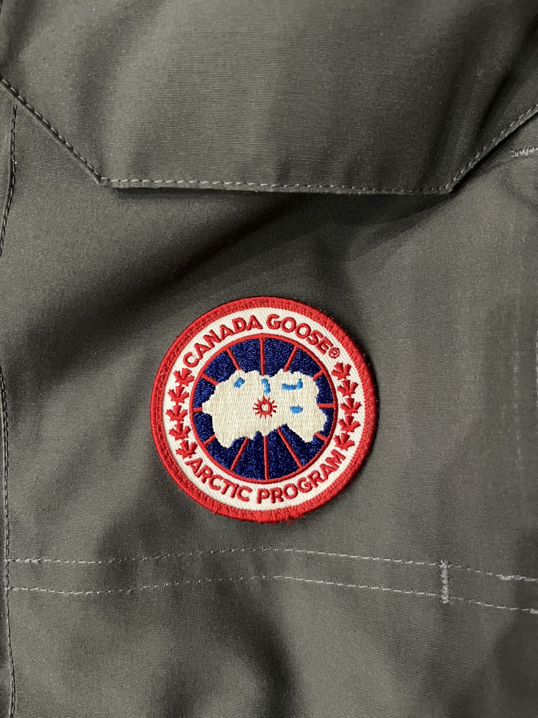 Canada goose men expedition parka image indicator(8)