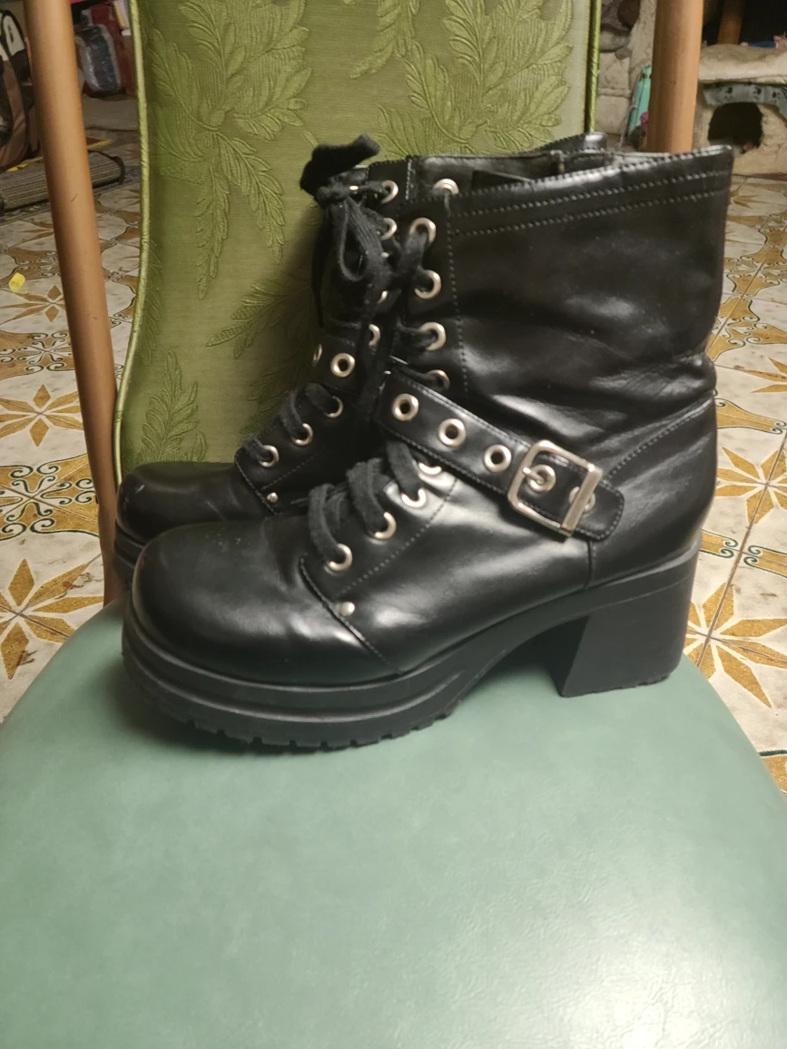Platform Boots 💝 thumbnail
