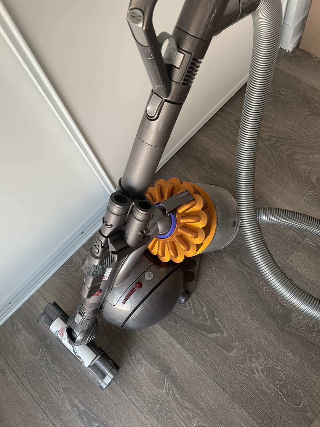 Dyson Vacuum image indicator(2)