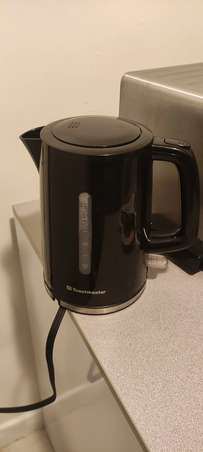 MUST GO TODAY or TOMORROW!!! Toastmaster electric kettle. thumbnail