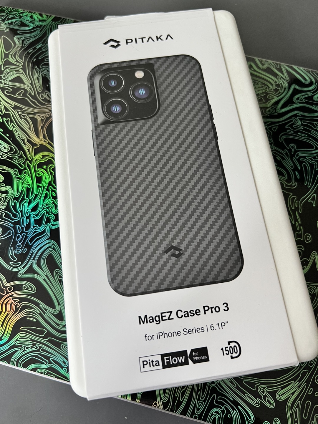 iPhone 14 Pro Pitaka Case thumbnail