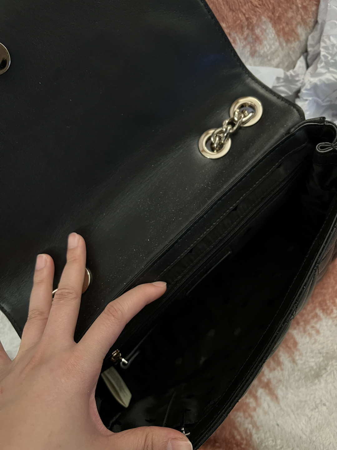 Authentic Kate spade - like new (used once) image indicator(5)