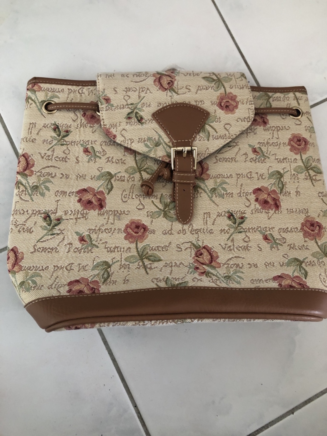 Backpack and large purse, unused 20$ each or best offer thumbnail