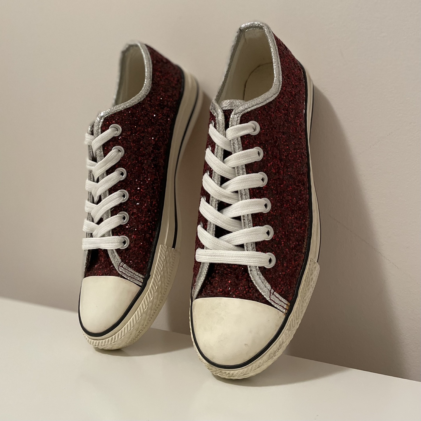 Red Glitter Shoes - photo 2