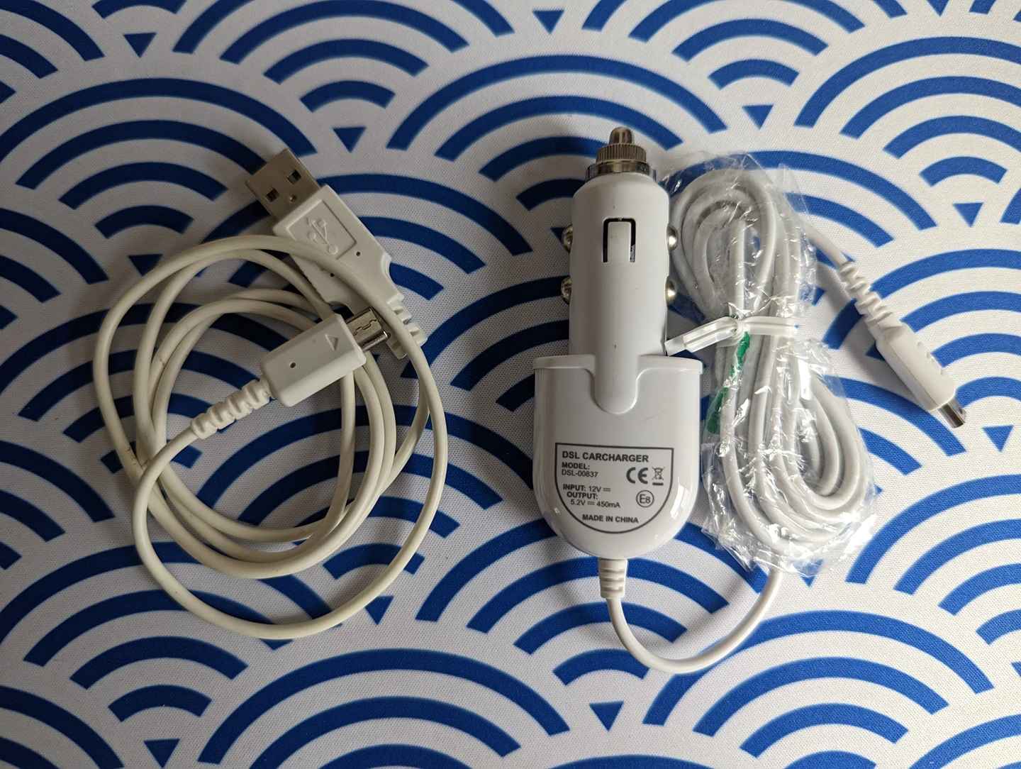 Nintendo DS Lite USB & Car charger thumbnail