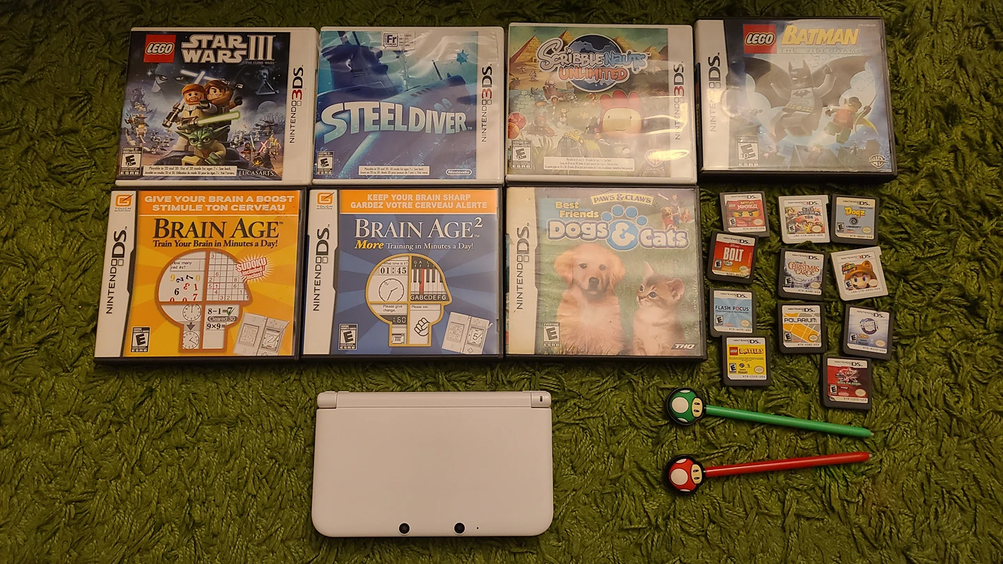 3ds LL White - System and Games