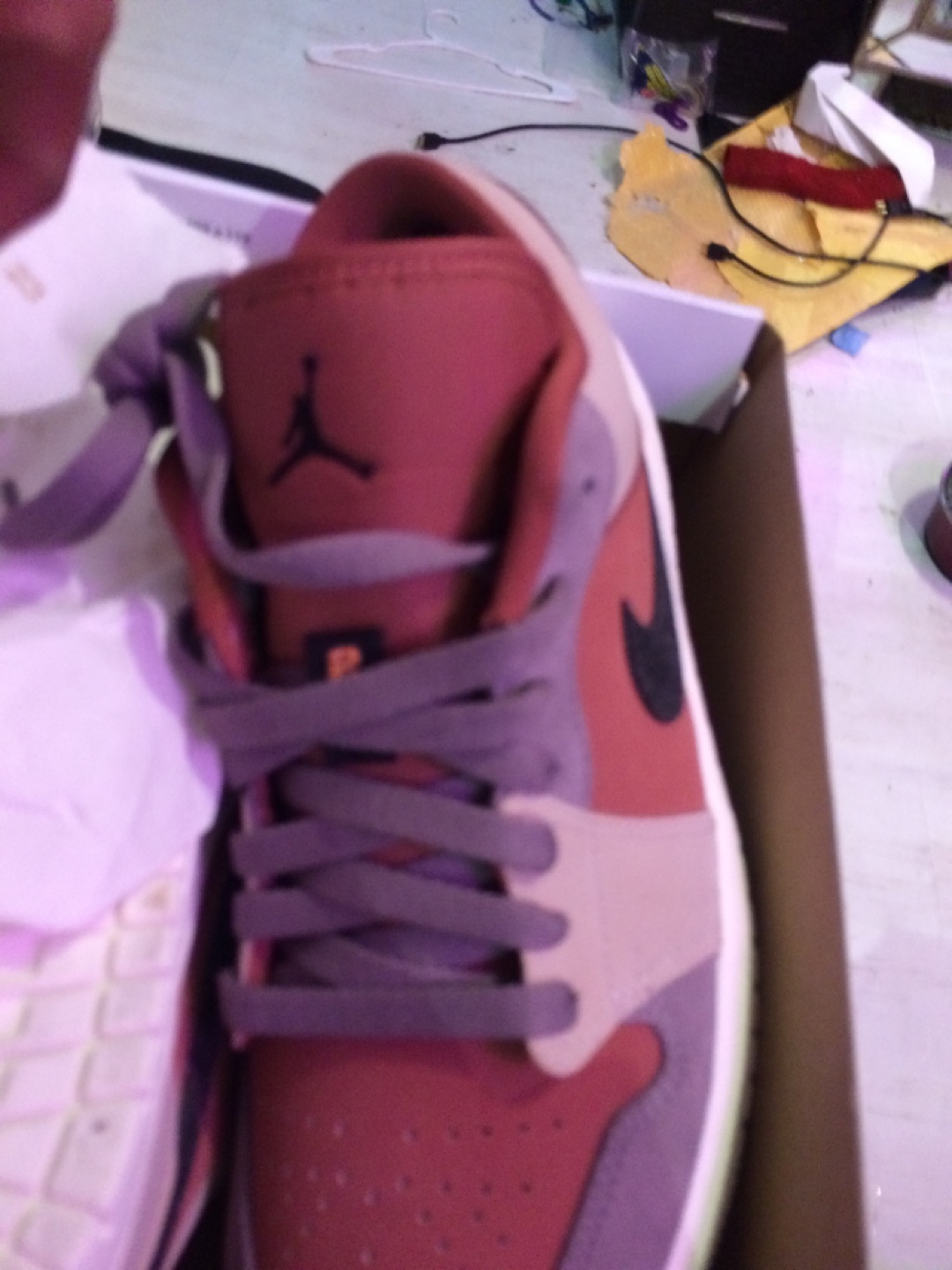Jordan’s Size 9 Unisex Never worn - photo 2