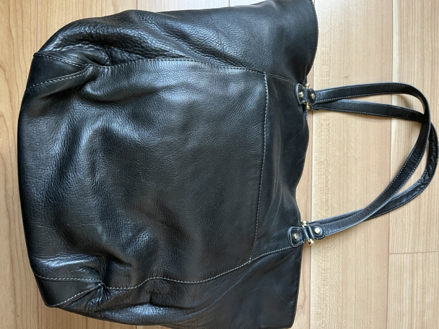LIZ CLAIBORNE Black Leather Bag