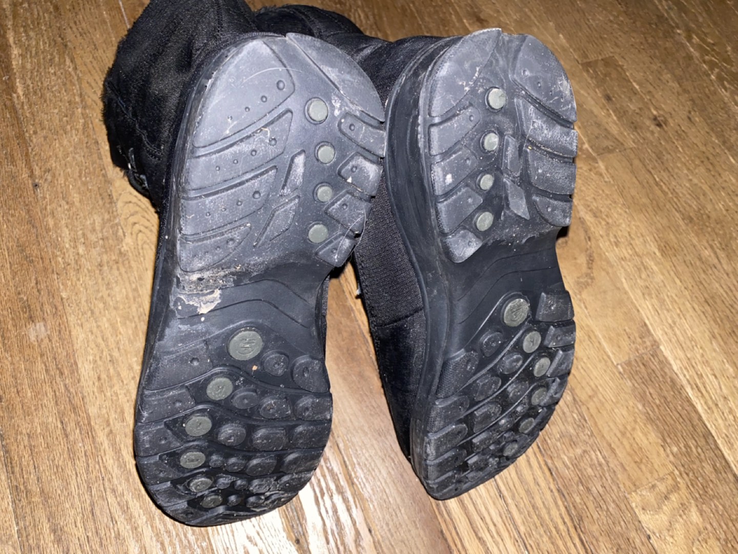 Warm waterproof winter boots image indicator(3)