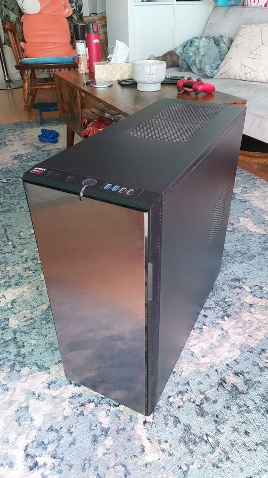 Custom PC Desktop + Accessories