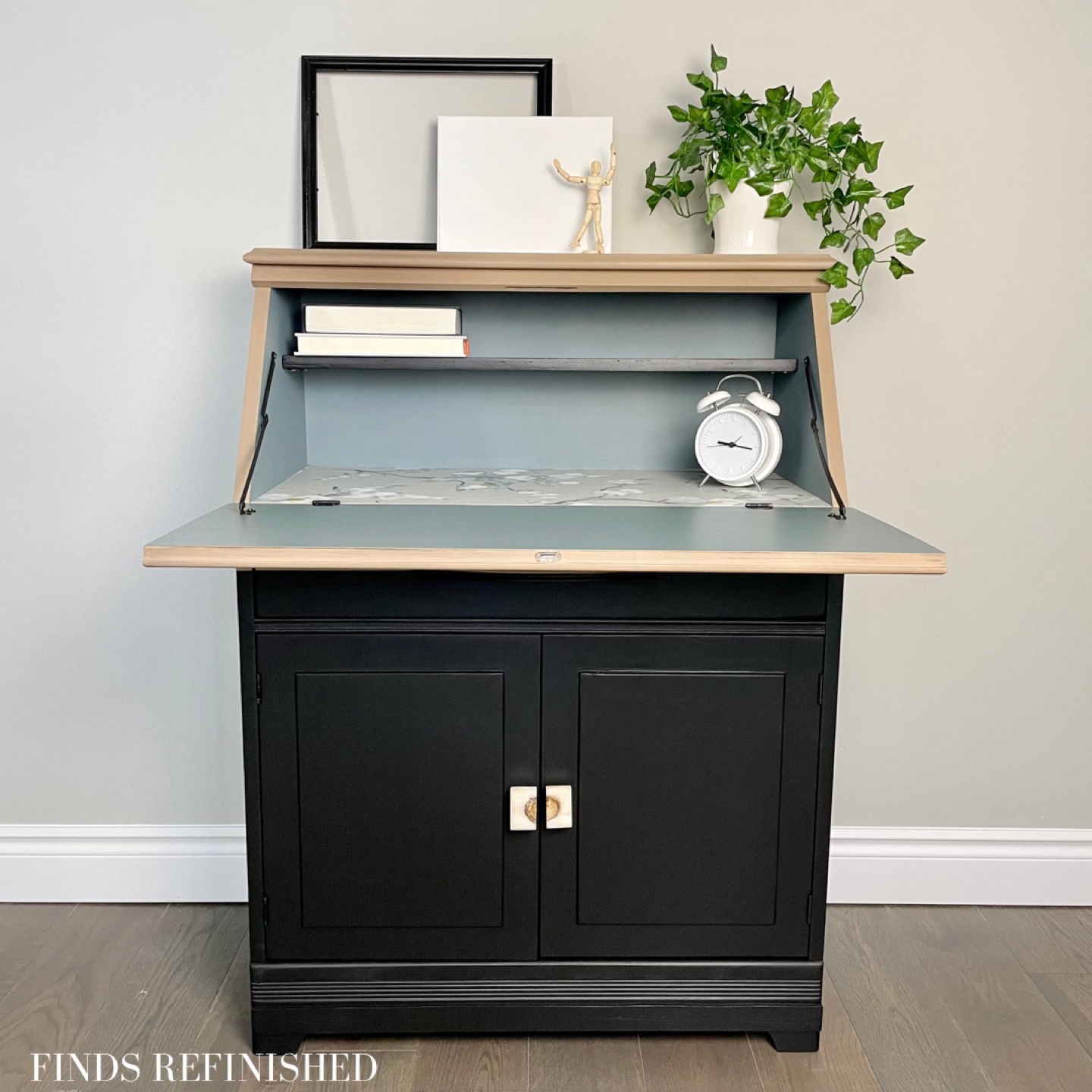 Secretary Desk - photo 2