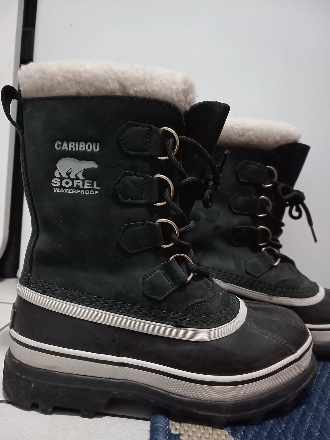 Sorel caribou winter boots