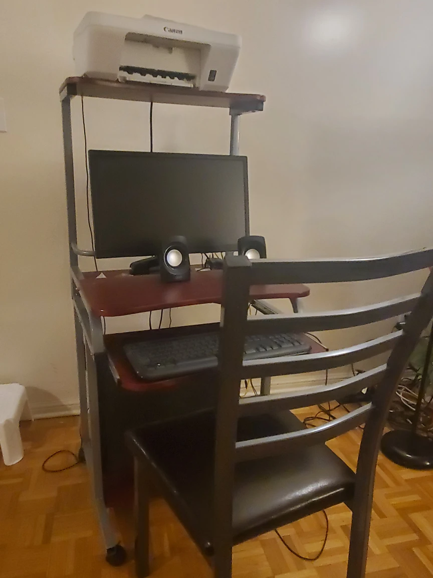 computer or laptop table