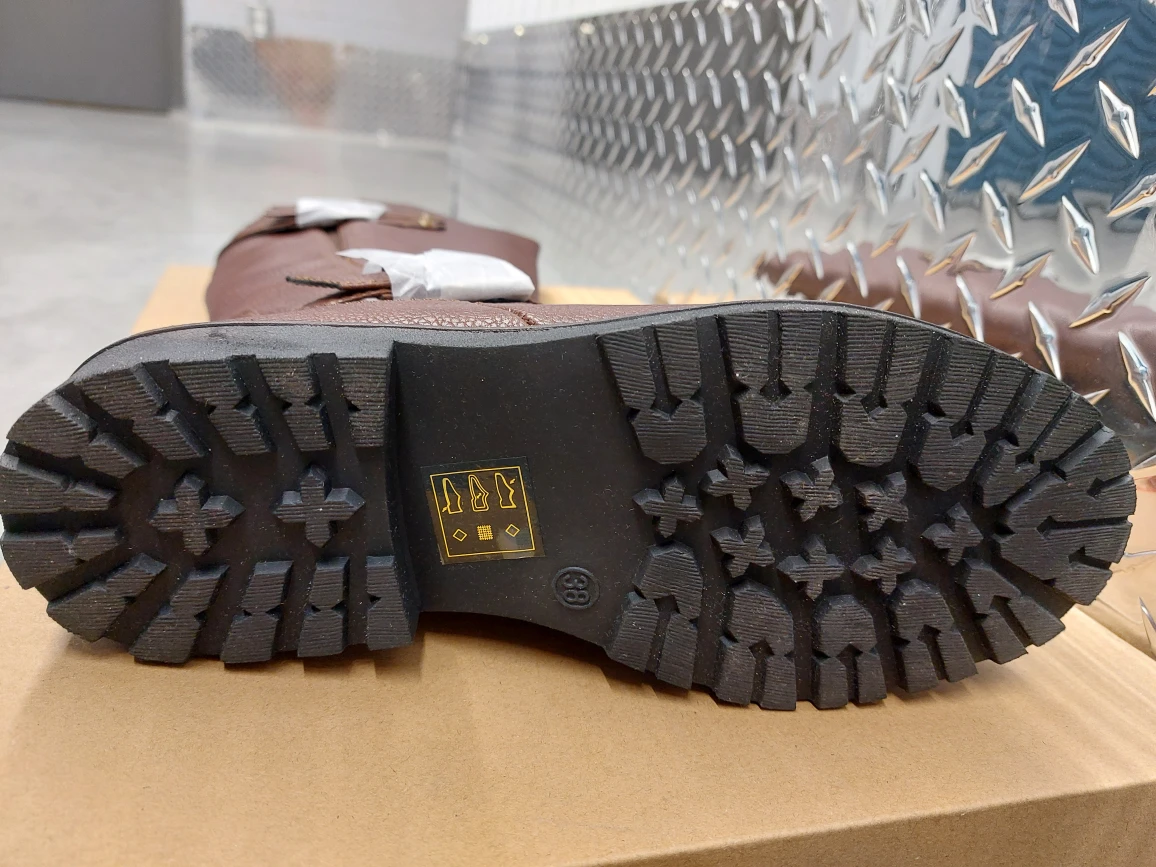 BANFF TRAIL
Etiliwen women's boots image indicator(9)