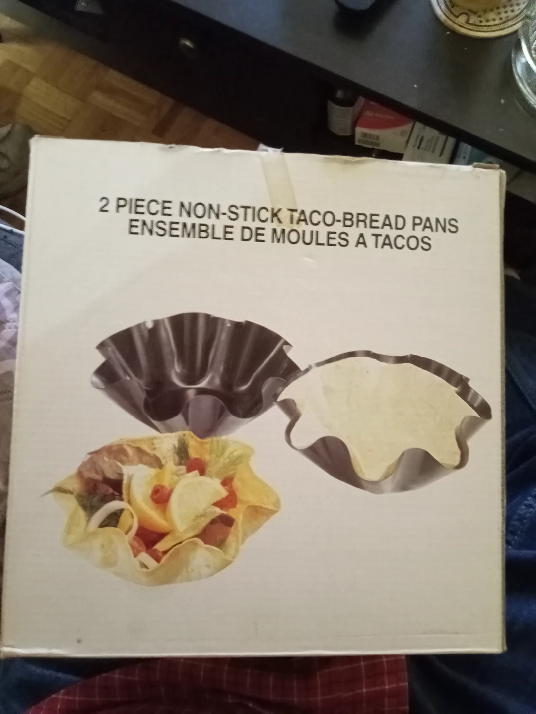 2 Piece Non-Stick Taco-Bread Pans with Recepie Card