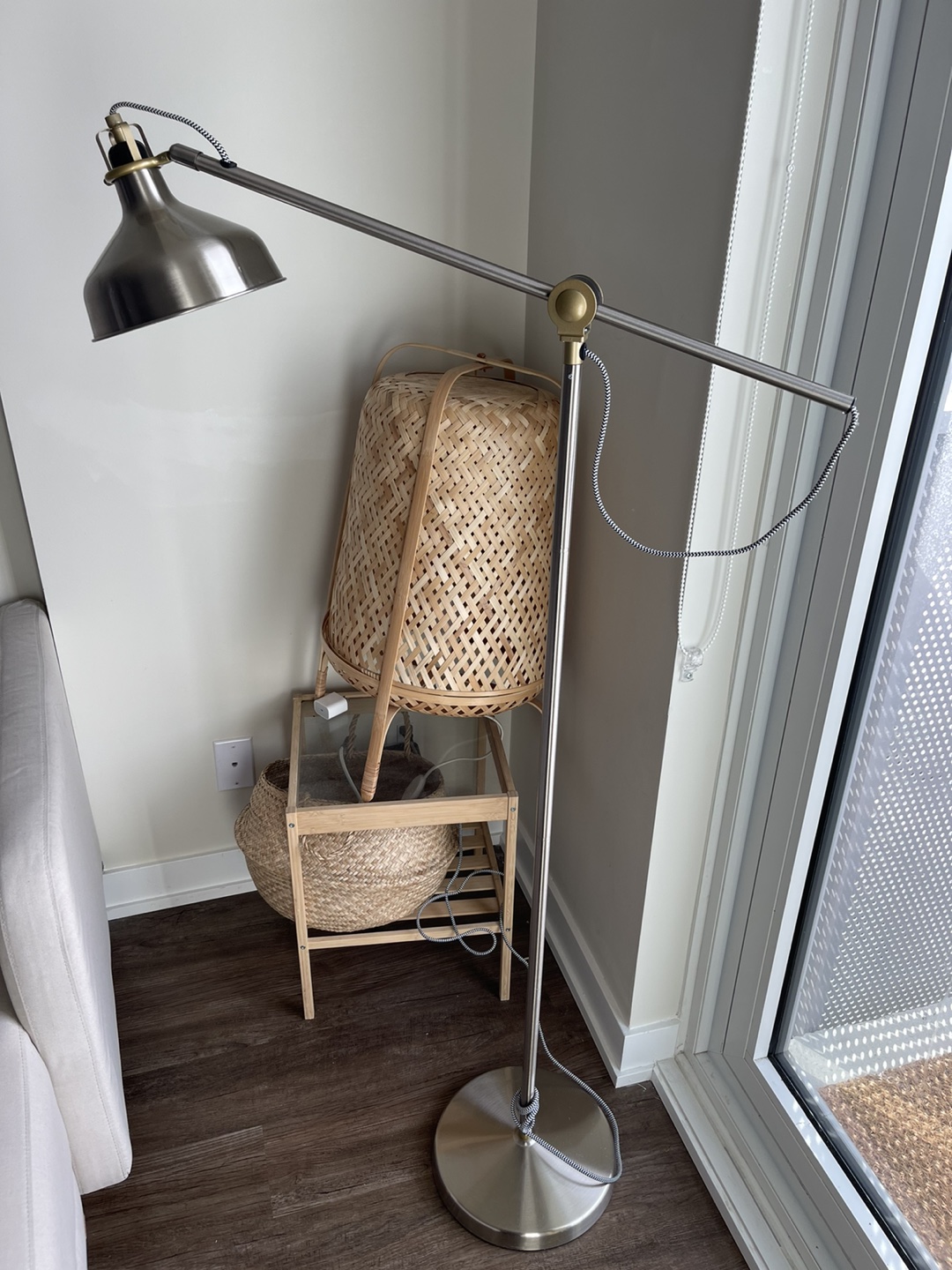 Ikea table and lamp - photo 5