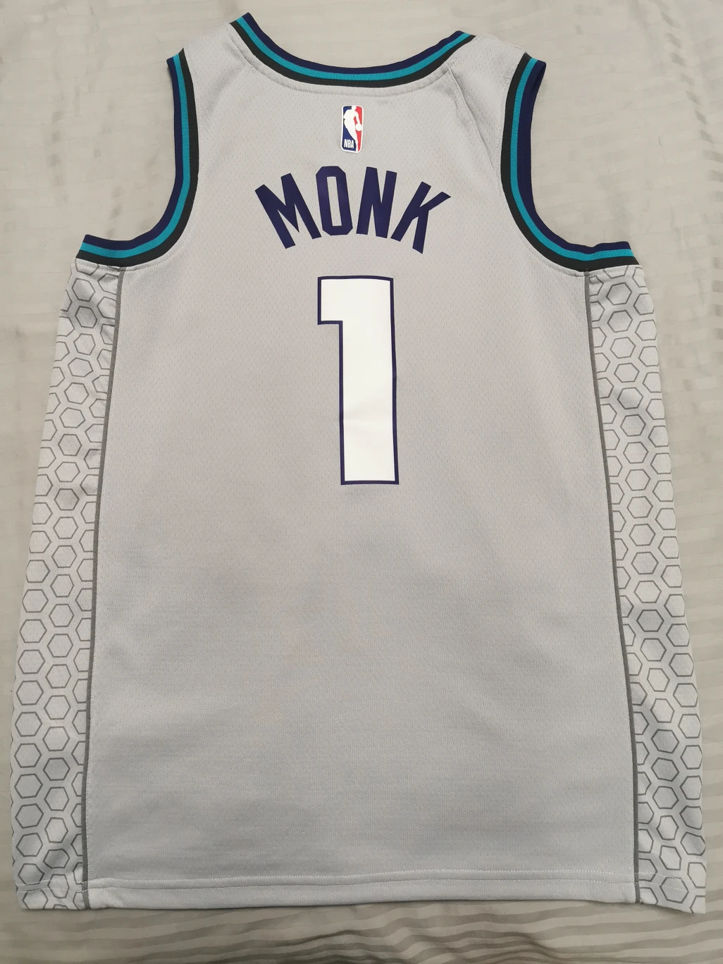 NBA Jersey - Charlotte - Monk #1 - Medium - photo 2