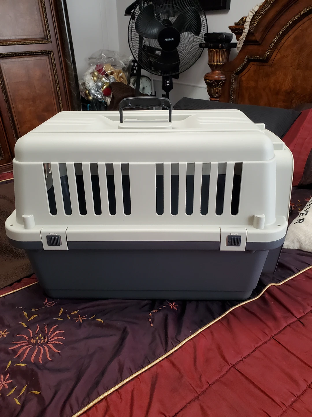 Cat/small dog Pet Carrier Crate image indicator(2)