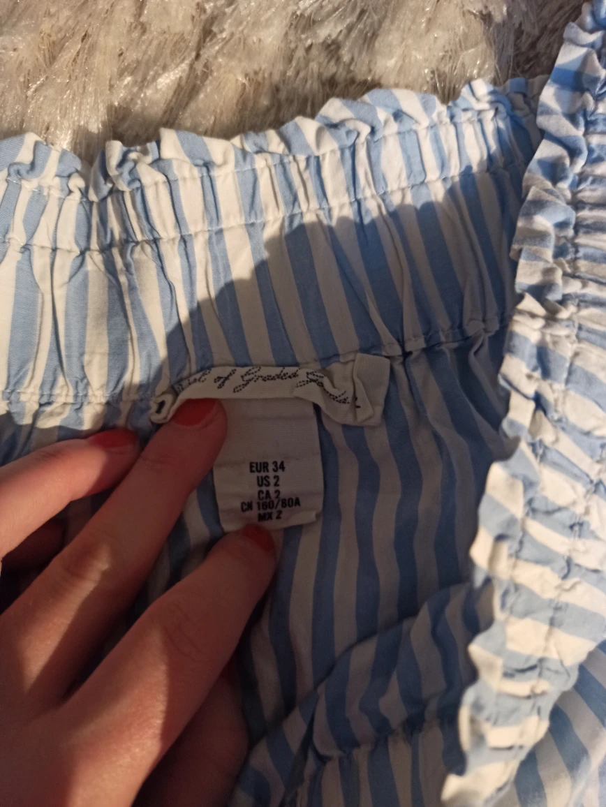 Blouse off shoulder thumbnail