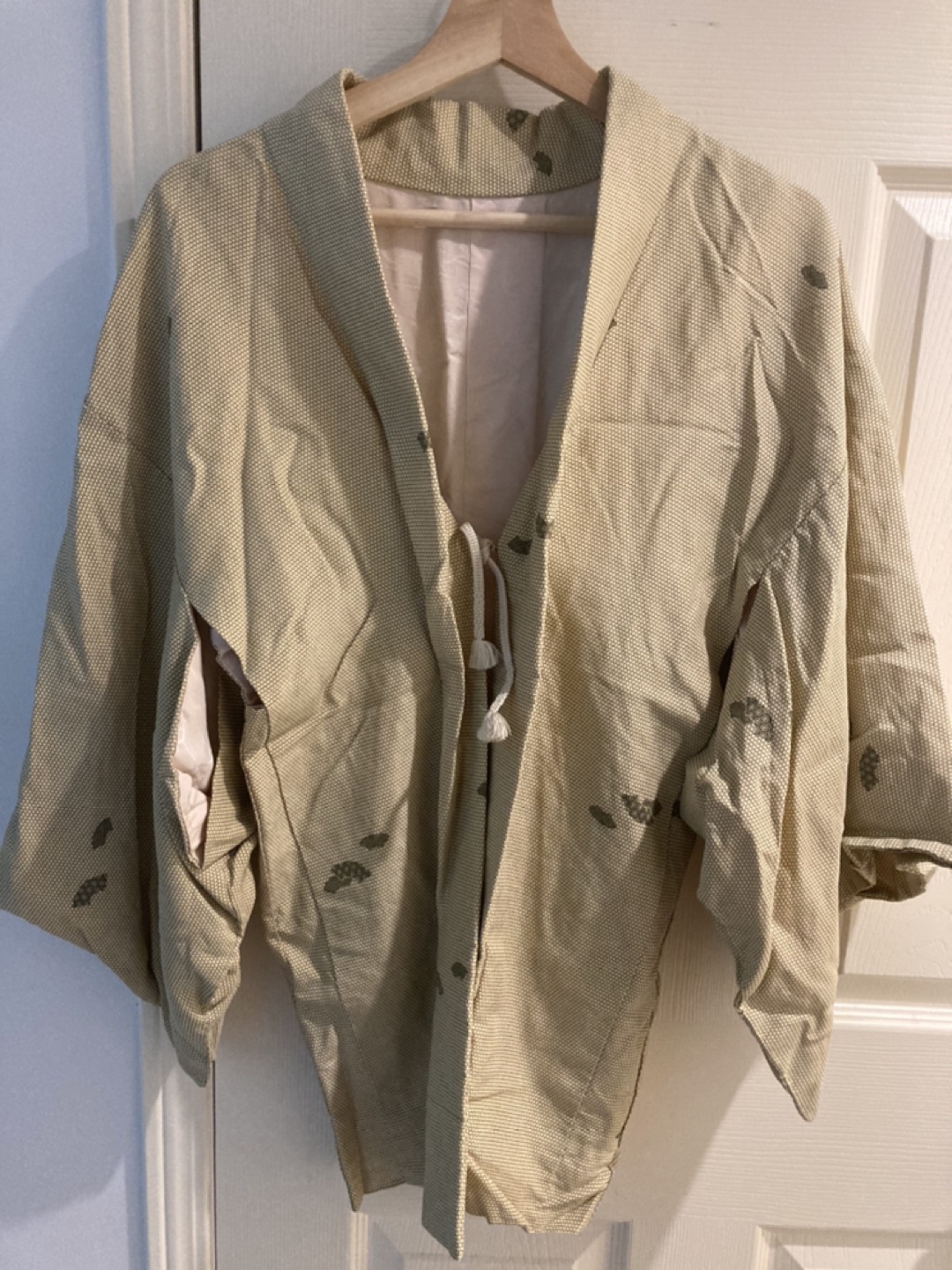 Women’s Kimono (thrifted) thumbnail