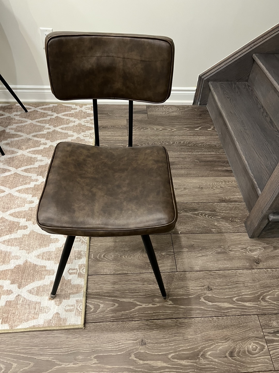Dining chair