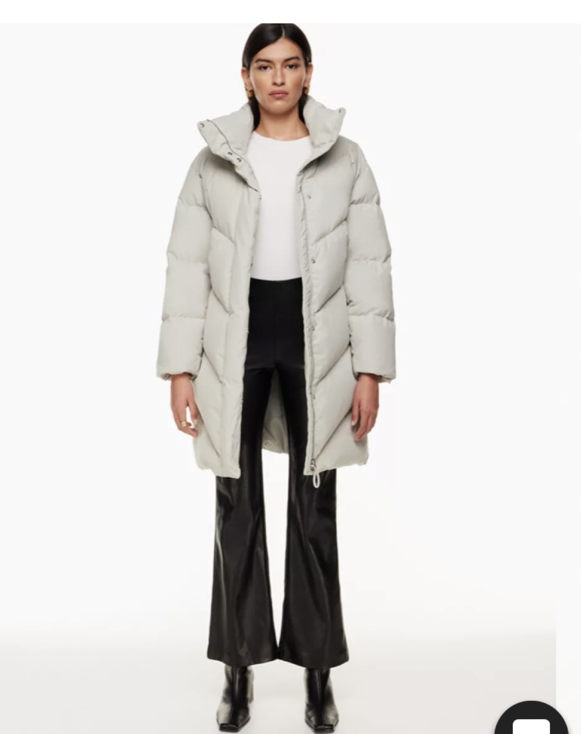Aritzia Cloud Puff Jacket Size Medium - photo 3