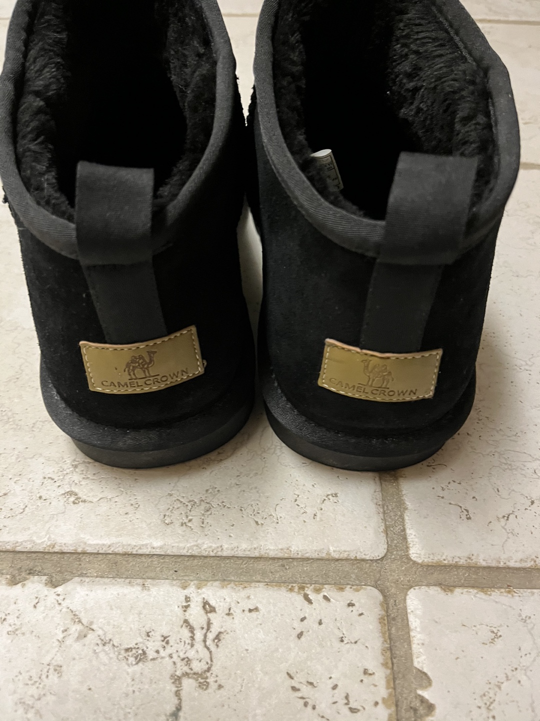 Camel crown fux fur winter boots never worn - photo 2
